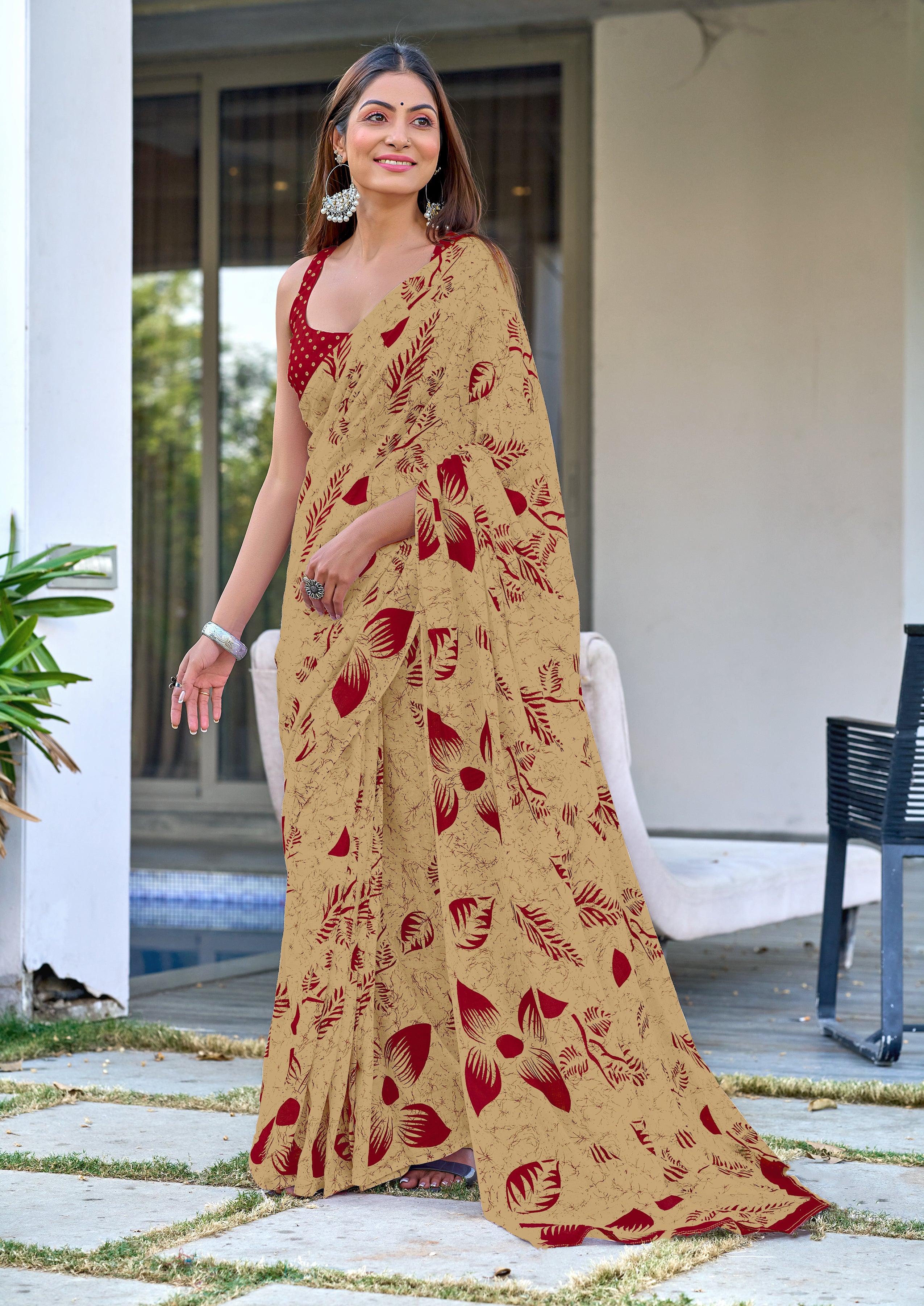 AKRUTI PURE MULMUL COTTON FLORAL STYLE HAND BLOCK PRINTD BEIGE WITH MAROON SAREE