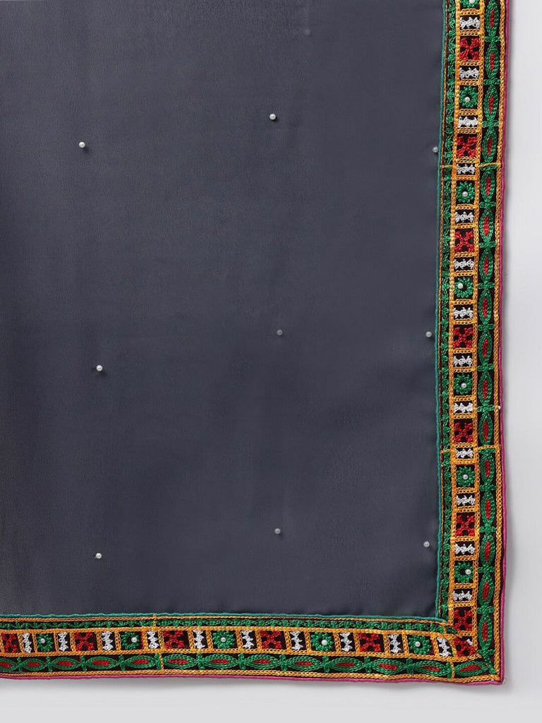 Ghamti kachi saree