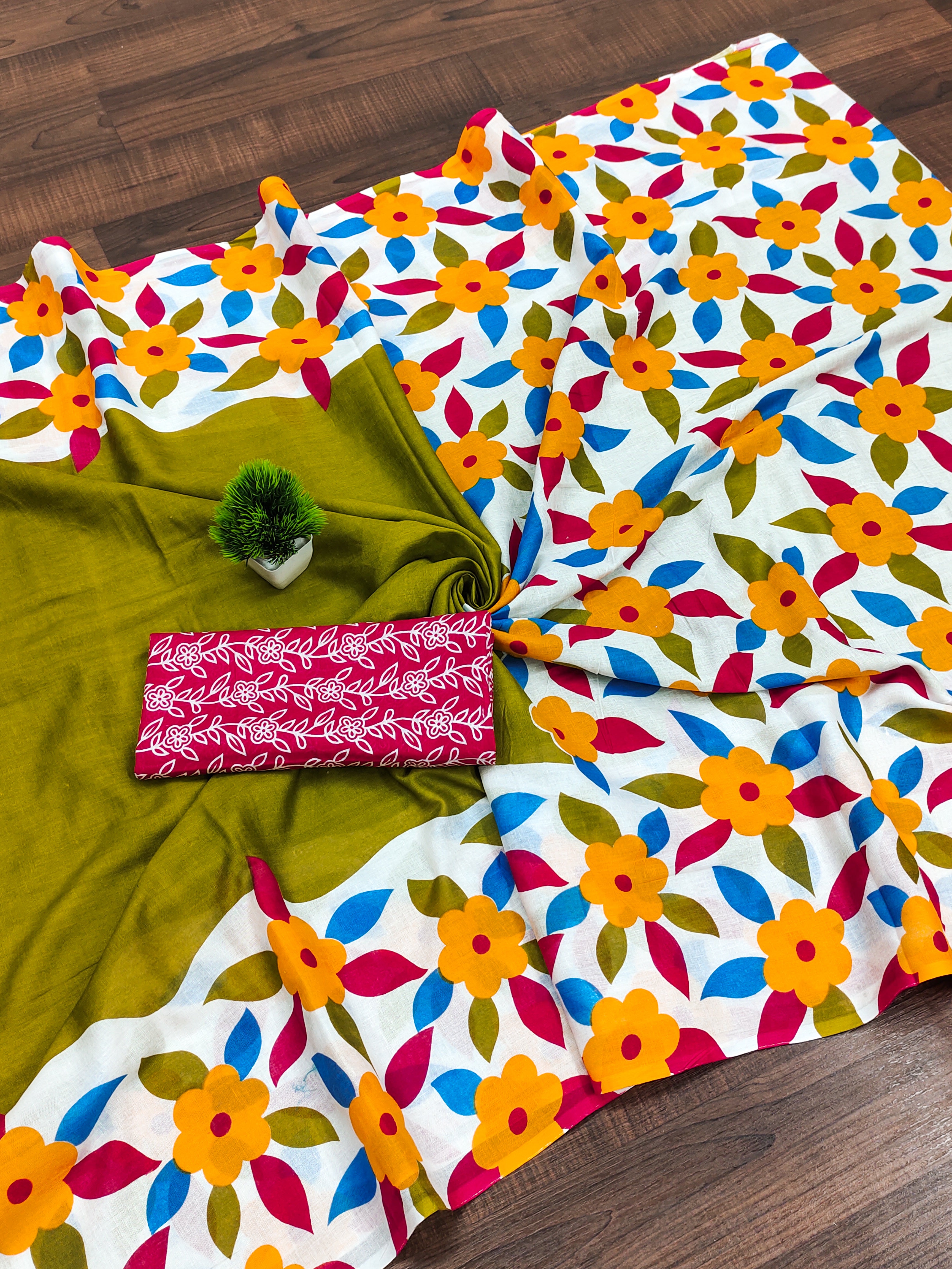 NIRUPA PURE MULMUL COTTON FLORAL PRINTED BLOCK PRINTD GREEN SAREE