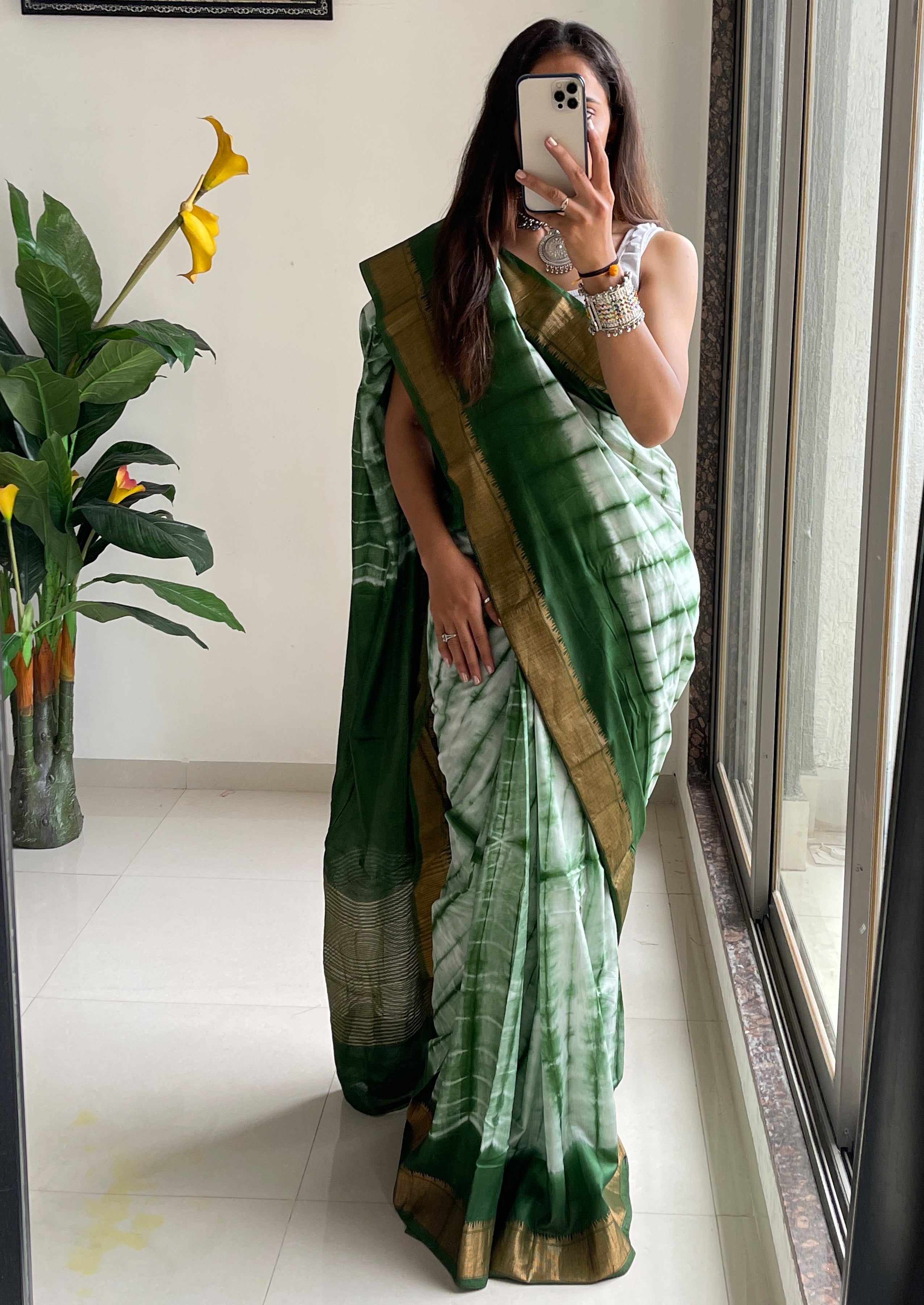 SELFI15 PRIMUM ASSAM SILK NECHRAL SOFT MATIRYAL DARK GREEN SAREE