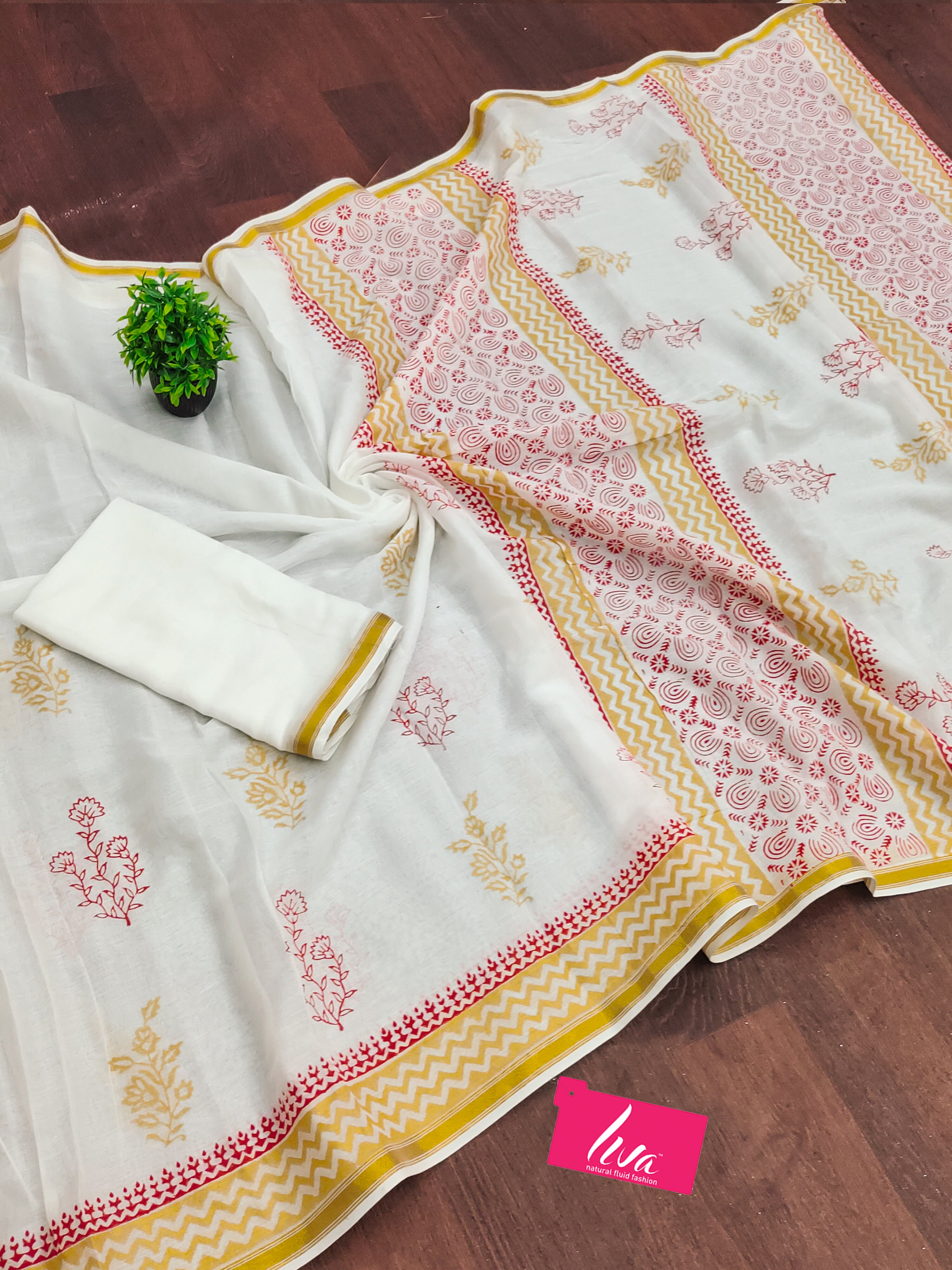 SELFI24 SOFT MASLIN COTTON WITH HEVY ZARI BODAR WHITE SAREE