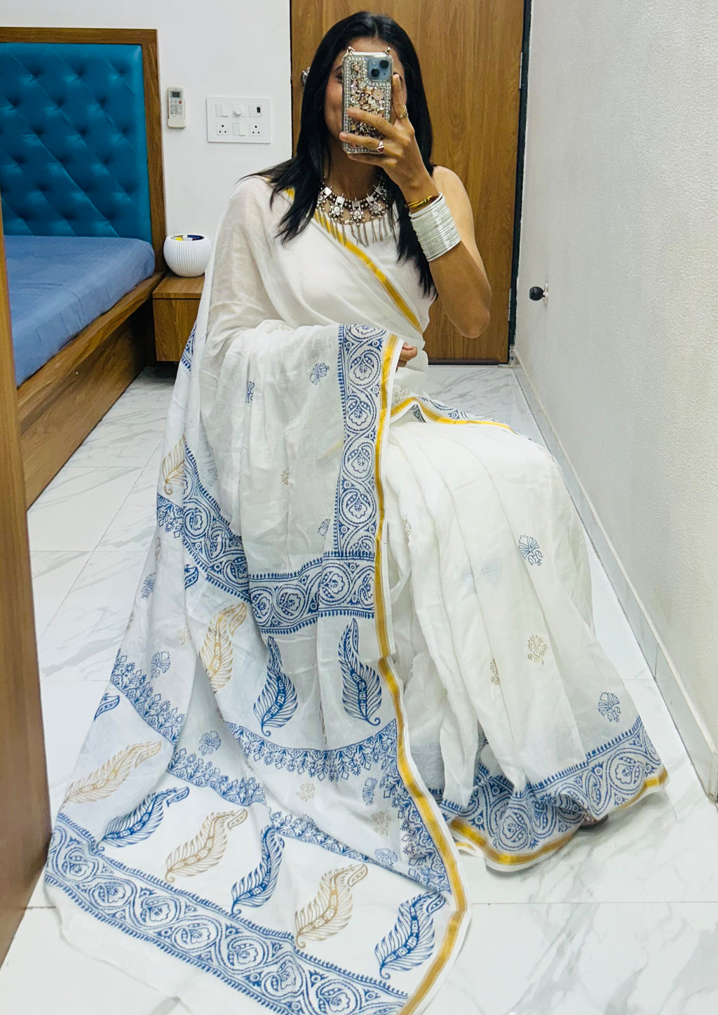 SELFI26 SOFT MASLIN COTTON WITH HEVY ZARI BODAR WHITE SAREE