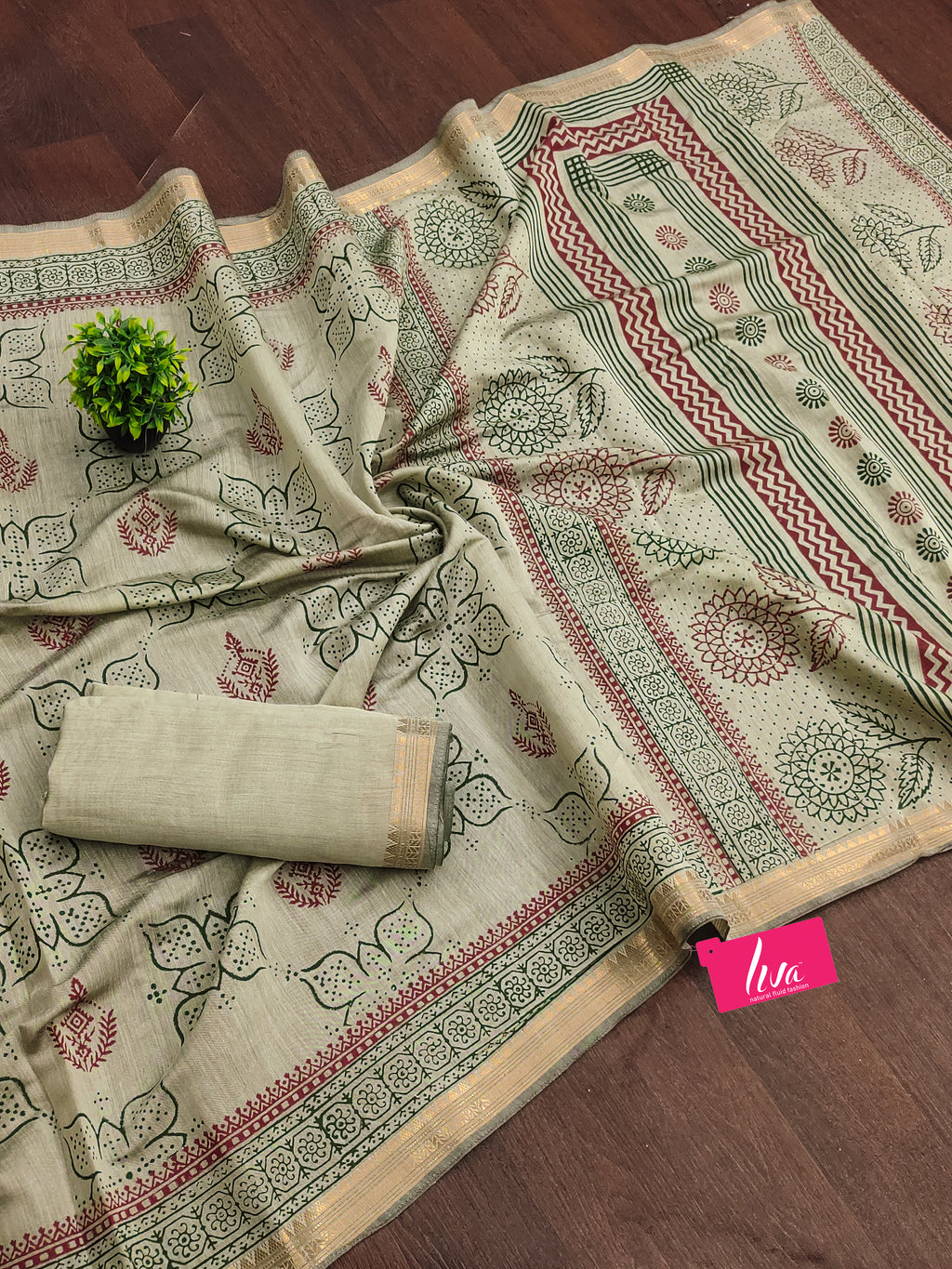 SELFI5 PRIMUM ORIGINAL LINEN WITH MANESHWARI BODAR LIGHT GREEN SAREE