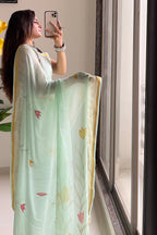 SELFI7 SOFT MASLIN COTTON WITH HEVY ZARI BODAR PISTA GREEN SAREE