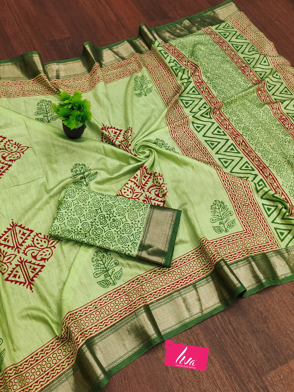 SUTRA1 NATURAL CELLULOSE NYLON AND VISCOSE HAND BLOCK SUTRA SILK PISTA GREEN SAREE