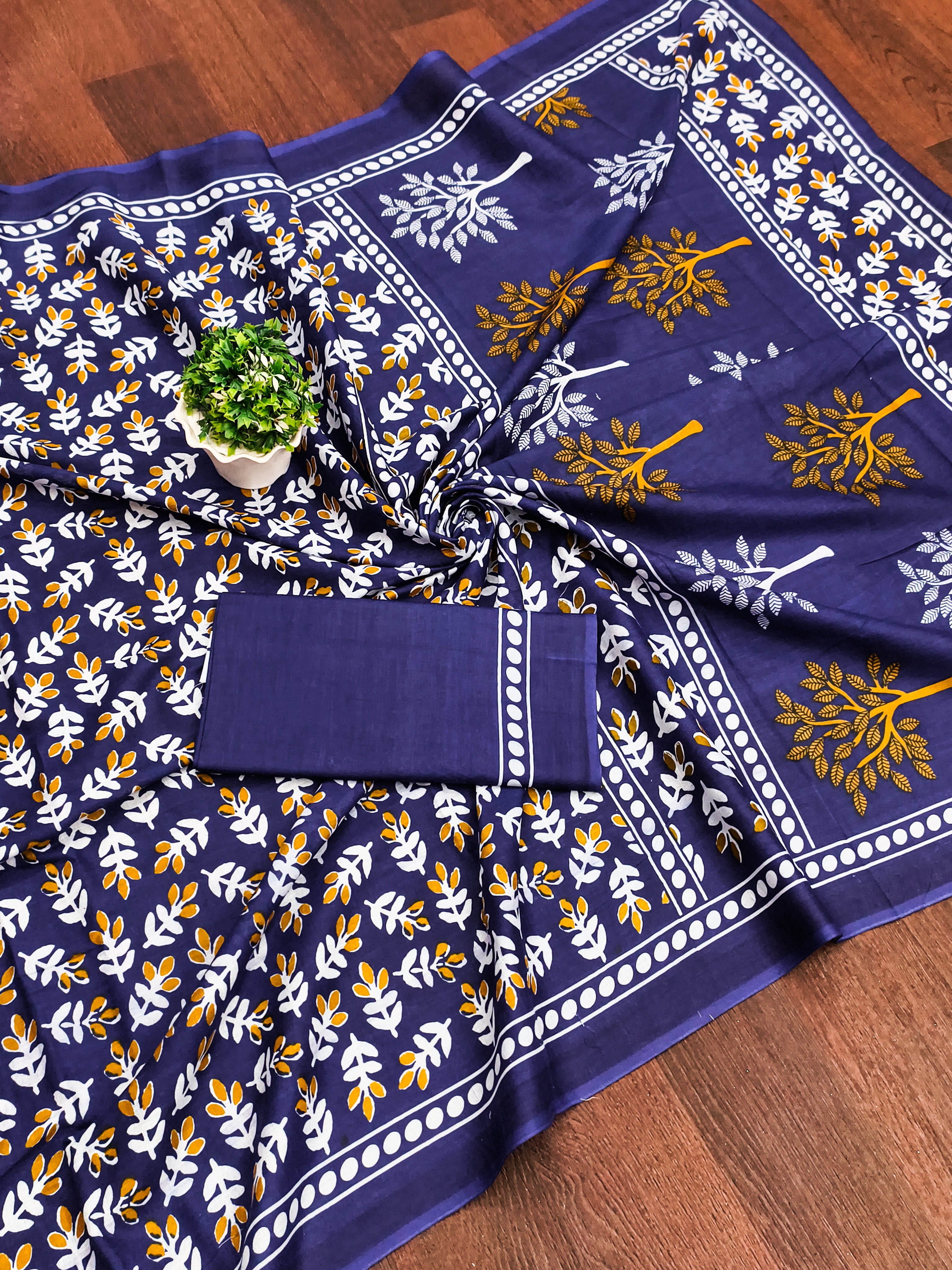 TAAPTI PURE MULMUL COTTON HAND PRINTD BLUE SAREE