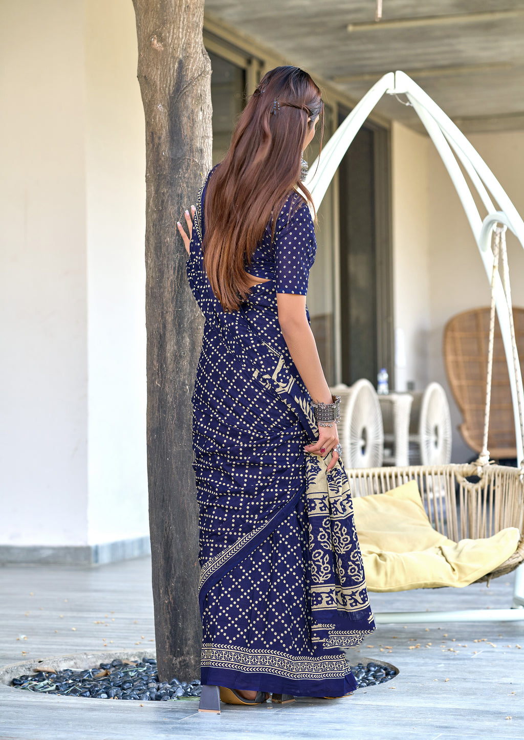 VICTORIYA PURE MULMUL COTTON HAND BANDHANI BLOCK PRINT BLUE SAREE