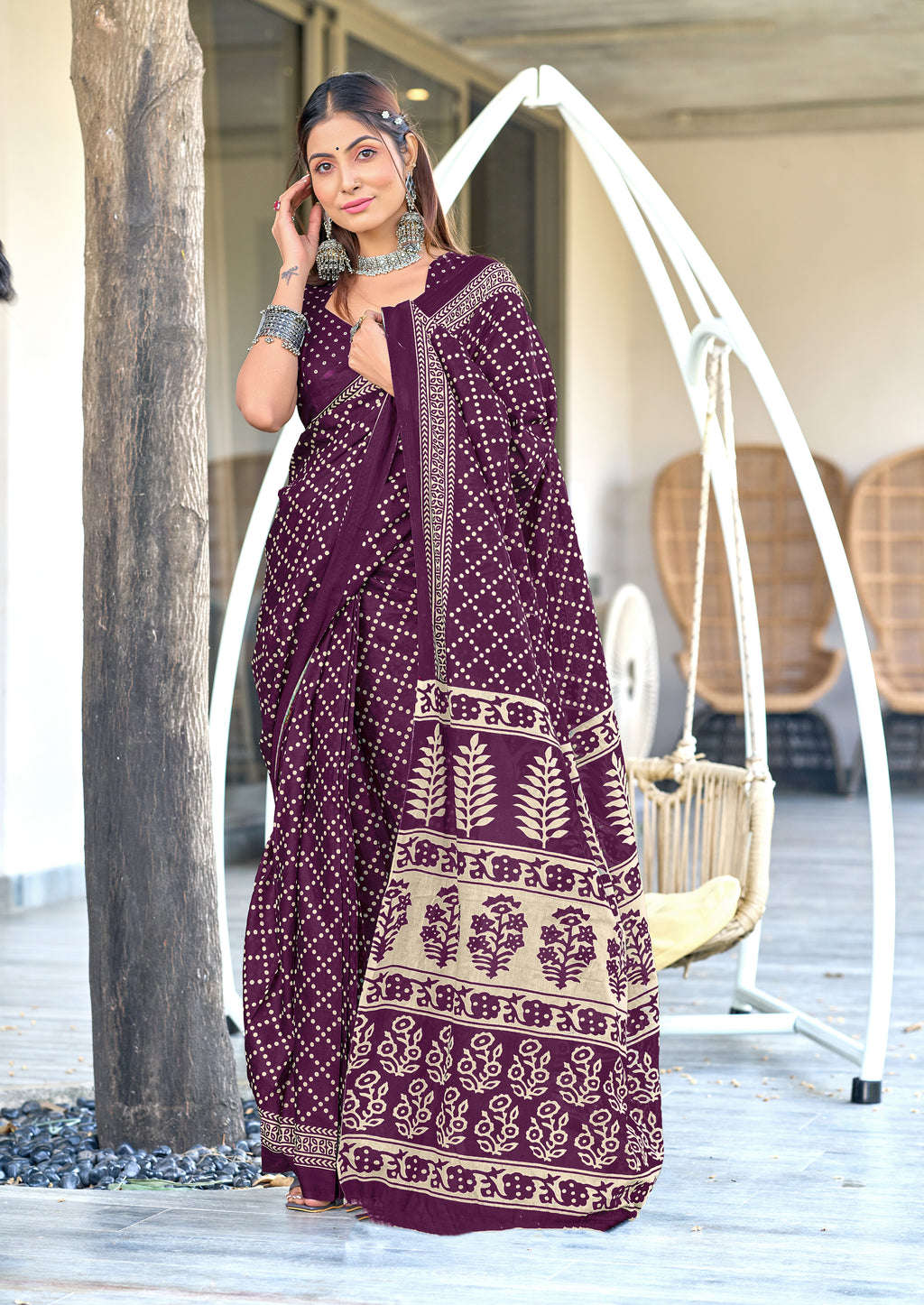 VICTORIYA PURE MULMUL COTTON HAND BANDHANI BLOCK PRINT PURPLE SAREE