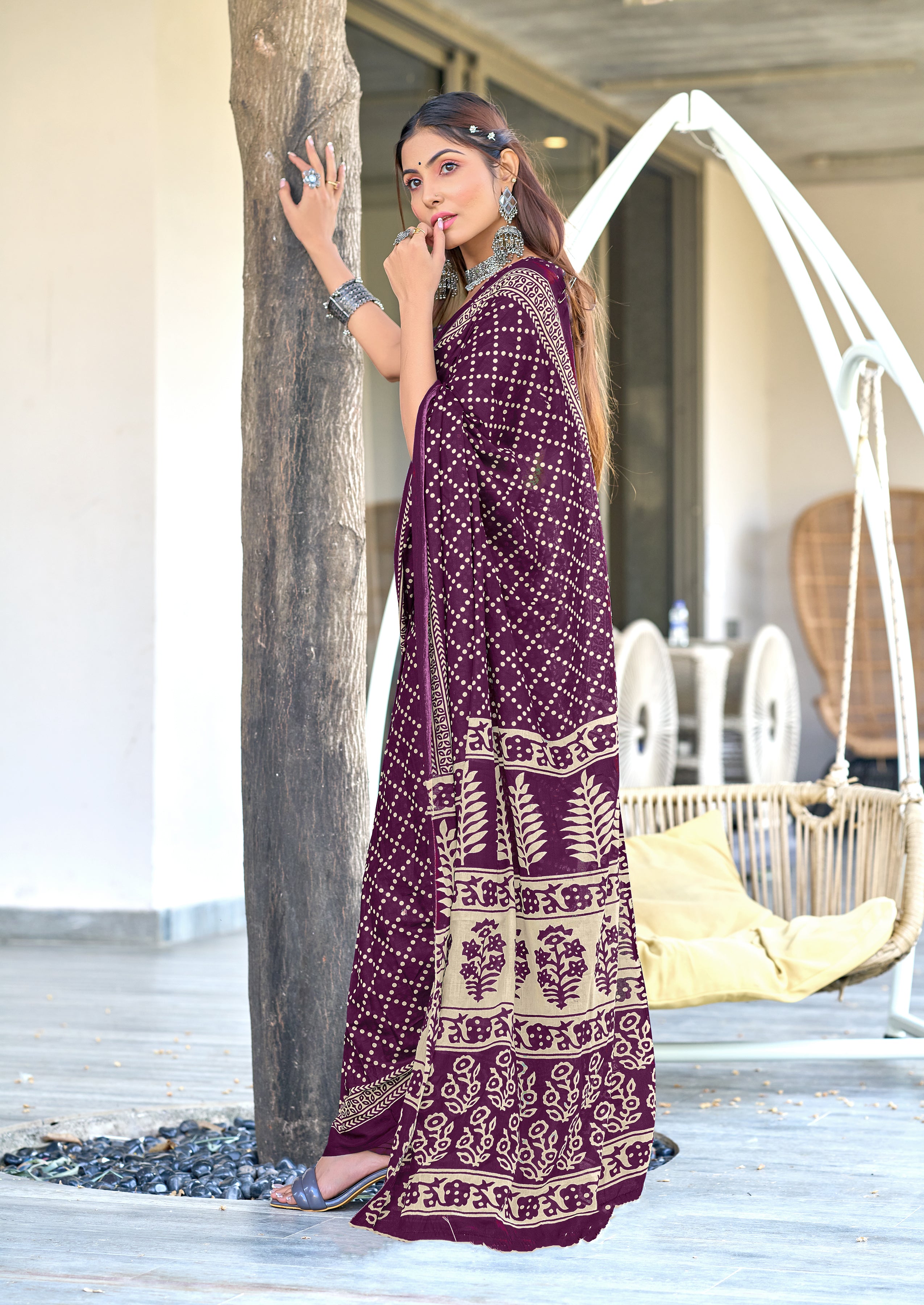 VICTORIYA PURE MULMUL COTTON HAND BANDHANI BLOCK PRINT PURPLE SAREE