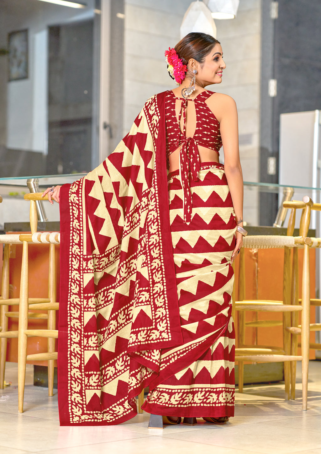 VIHAANA PURE MULMUL COTTON ZIGZAG HAND BLOCK PRINTED RED SAREE