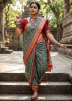 BAGRU BANDHANI MULMUL COTTON HEVY ZARI BORDAR PRINTED GREEN SAREE WITH BLOUSE