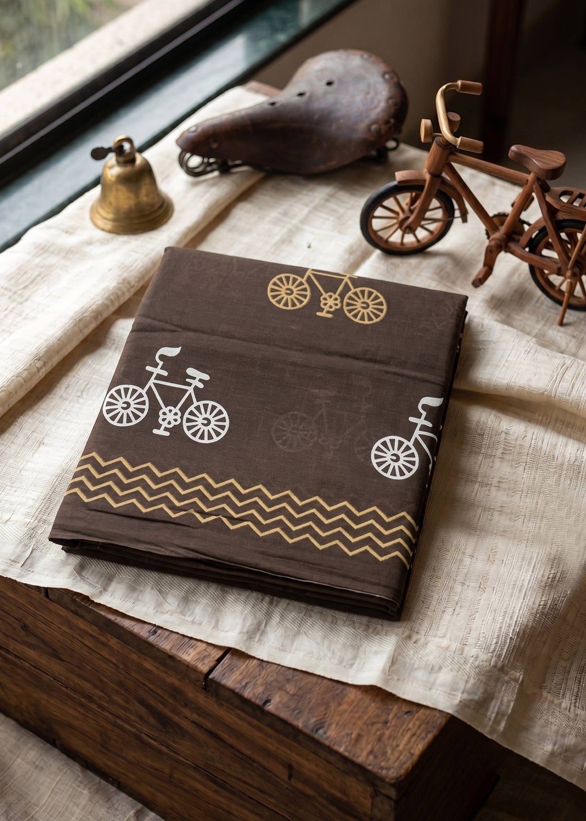 PURE HANDLOOM SOFT COTTON BROWN SAREE WITH BLOUSE