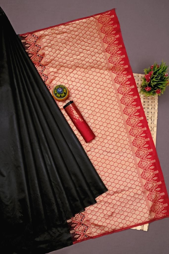 Rich Pallu and Jacquard Work Saree 098